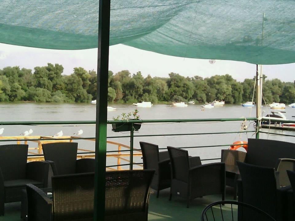 Hotel Splav Guest Hause Gusar Bělehrad Exteriér fotografie
